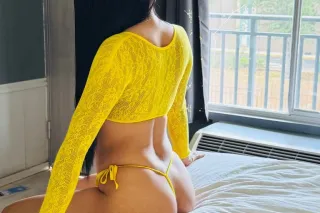 latina petite delgada 100% rea... - Image 2