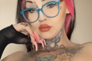 FREAKY WET TATTED EMO🖤💋 - Image 2