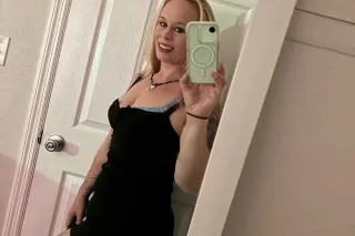 If you’re craving Someone.. Extra-Sweet, & Juicy - Image 6