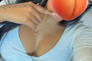 papi estoy disponible ahora/ im available now baby🍑👅 - Image 2