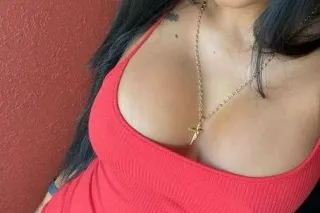 papi estoy disponible ahora/ im available now baby🍑👅 - Image 1